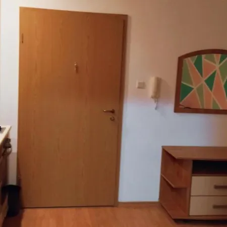 Jasna Oazis 拉夫达